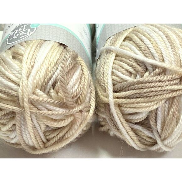 Fair Isle Nantucket Yarn 2 Sks Sandy Beach Neutral Acrylic & Super Wash Wool NE - Picture 2 of 5
